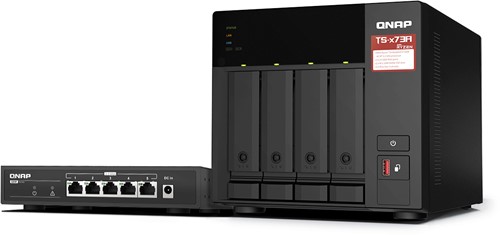 QNAP TS-473A + QSW-1105-5T Bundle Pack NAS Tower Ethernet LAN Zwart V1500B
