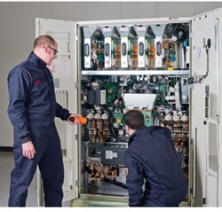 APC Opstartservice 5X8 voor (1) Galaxy VS 10 tot 15kVA UPS