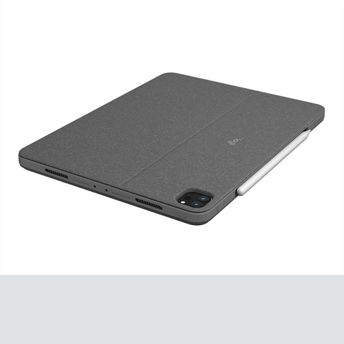 Logitech Combo Touch for iPad Pro 11-inch (1st, 2nd, and 3rd generation)-3